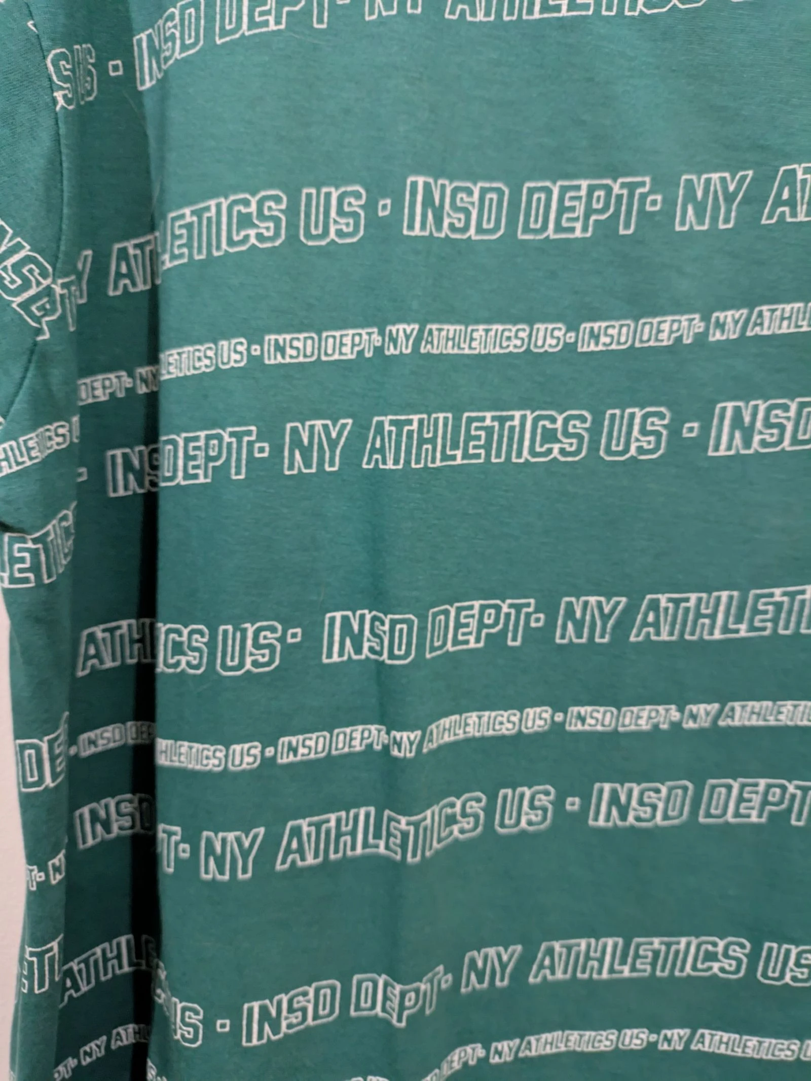 Camiseta casual de hombre en verde con estampado de texto gráfico talla XS  – photo 4